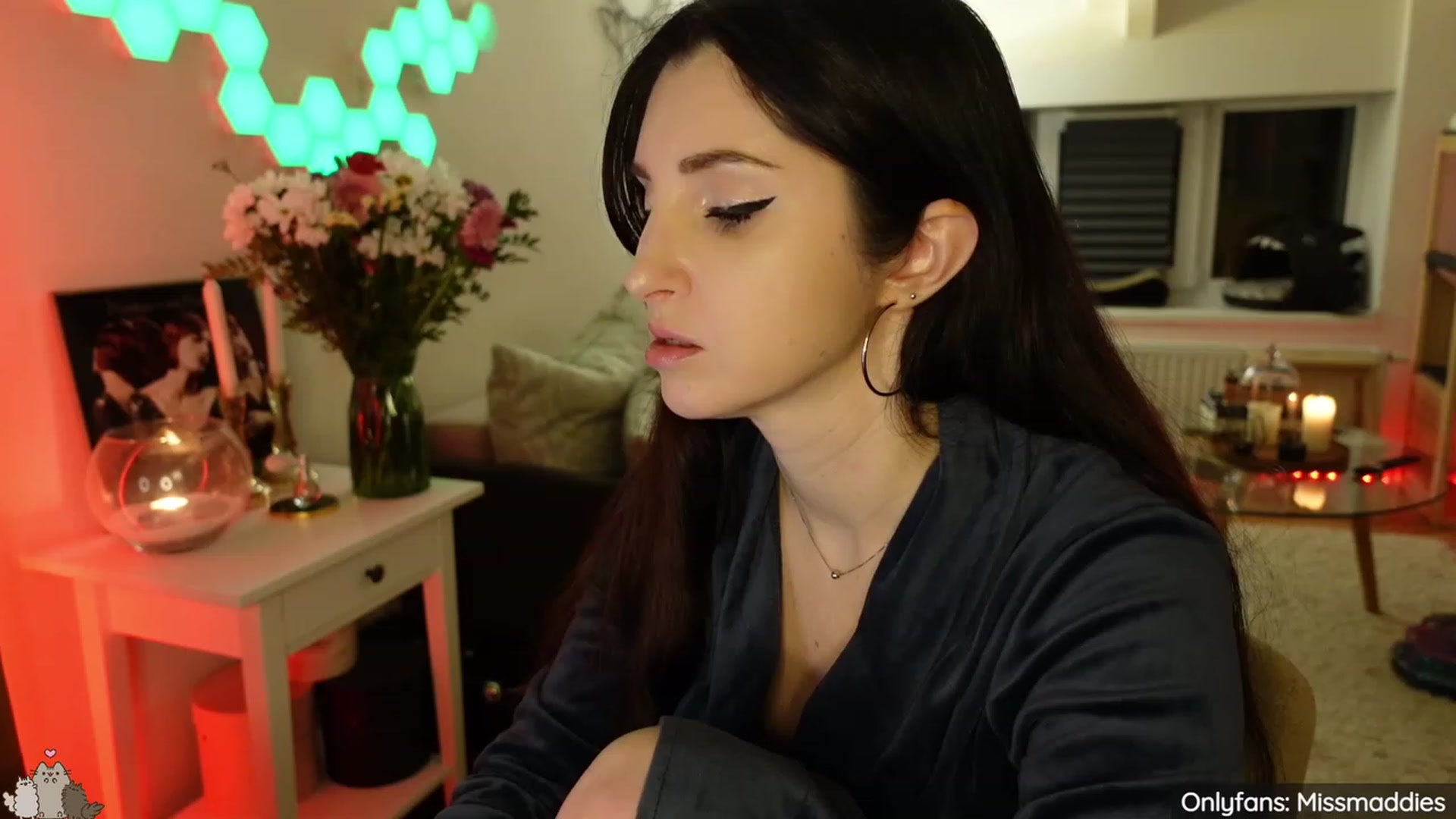 Gallery image thumbnail from MissMaddies's myfreecams stream on, 03/18/2023, 03:17 image 18 of 20