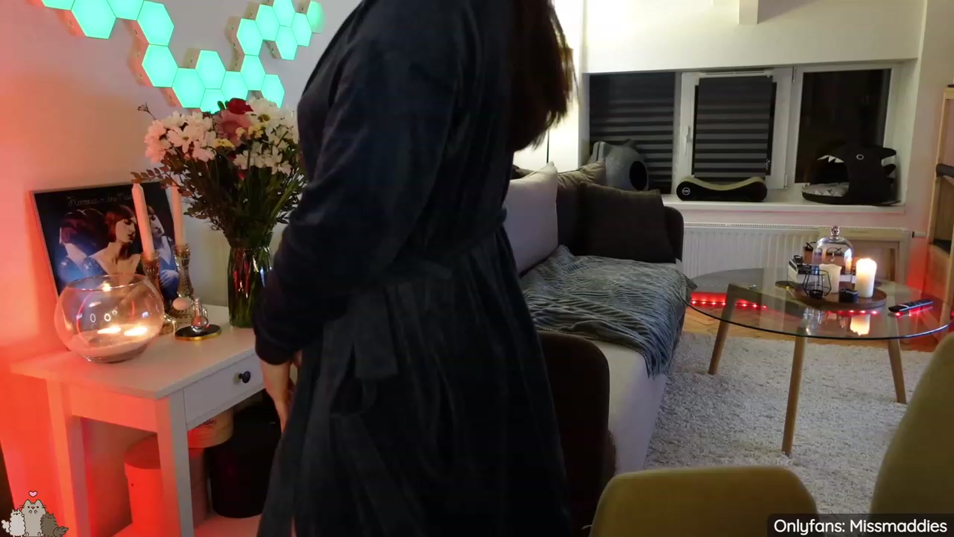 Gallery image thumbnail from MissMaddies's myfreecams stream on, 03/18/2023, 03:17 image 1 of 20