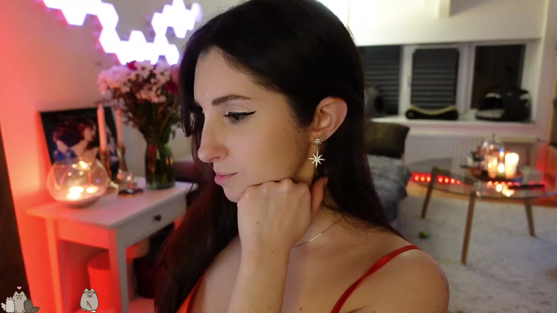 Gallery image thumbnail from MissMaddies's myfreecams stream on, 03/20/2023, 02:59 image 10 of 20