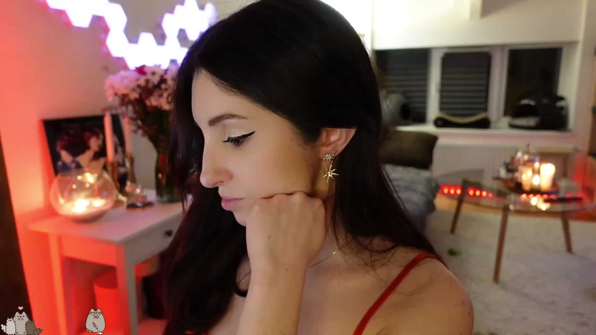 Gallery image thumbnail from MissMaddies's myfreecams stream on, 03/20/2023, 02:59 image 14 of 20