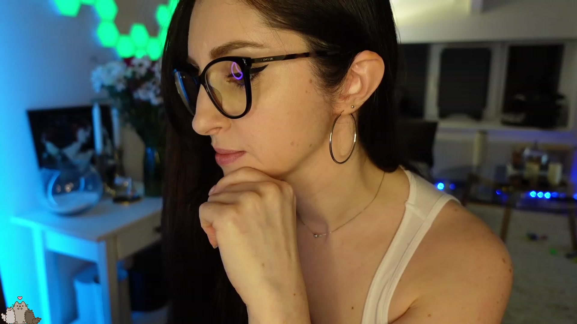 Gallery image thumbnail from MissMaddies's myfreecams stream on, 03/23/2023, 01:11 image 16 of 20