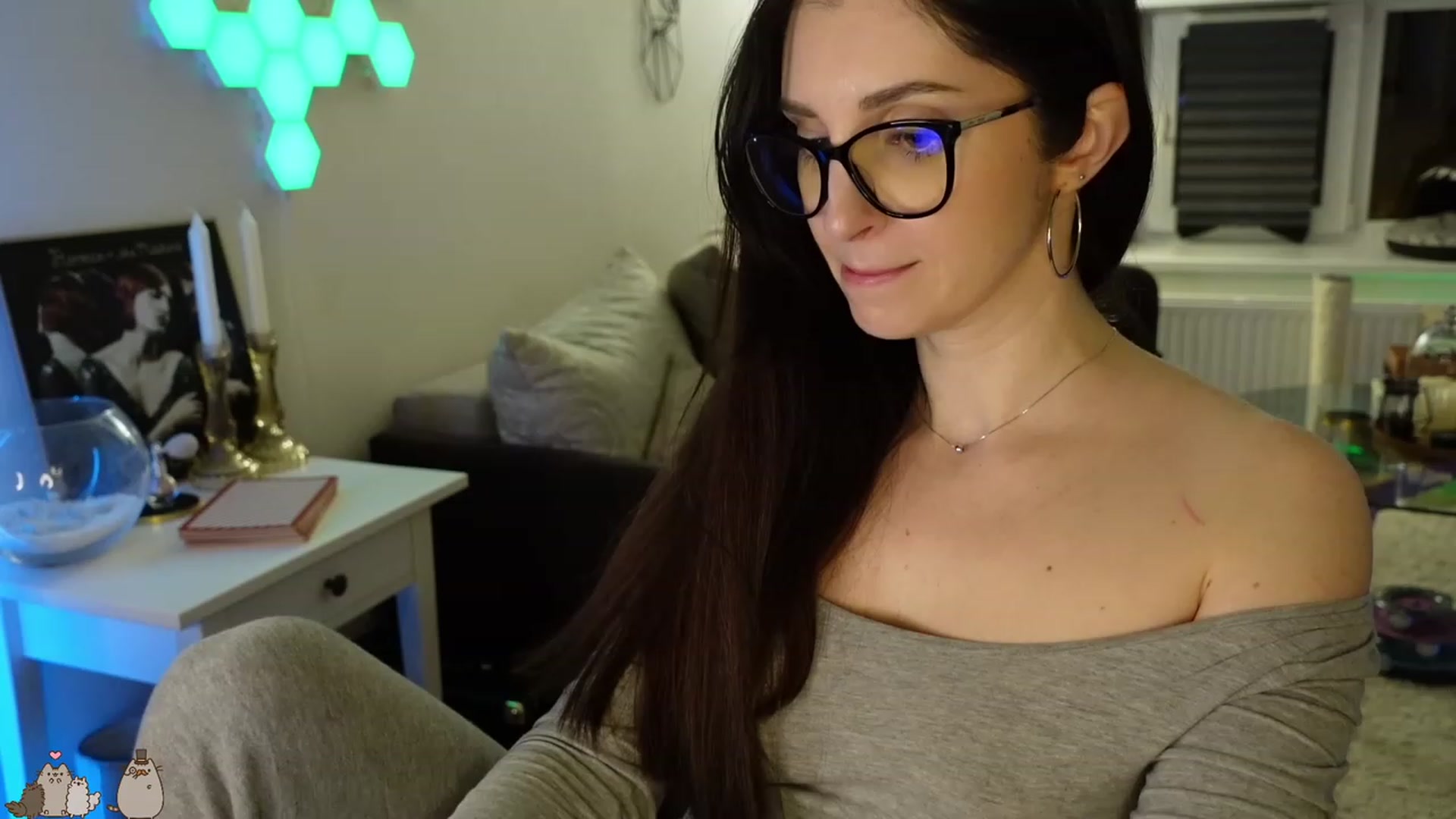 Gallery image thumbnail from MissMaddies's myfreecams stream on, 03/28/2023, 03:27 image 8 of 20