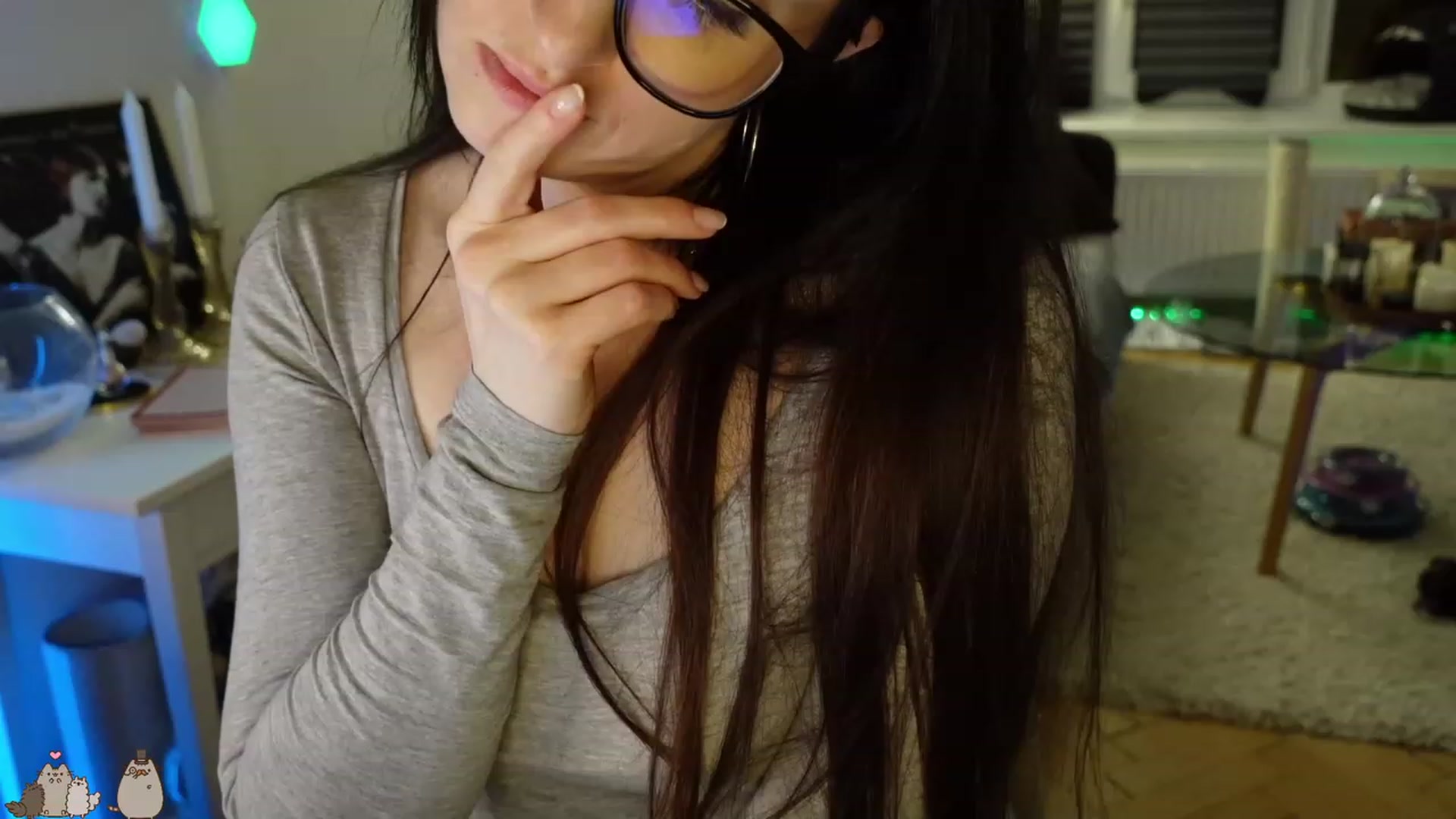 Gallery image thumbnail from MissMaddies's myfreecams stream on, 03/28/2023, 03:27 image 2 of 20
