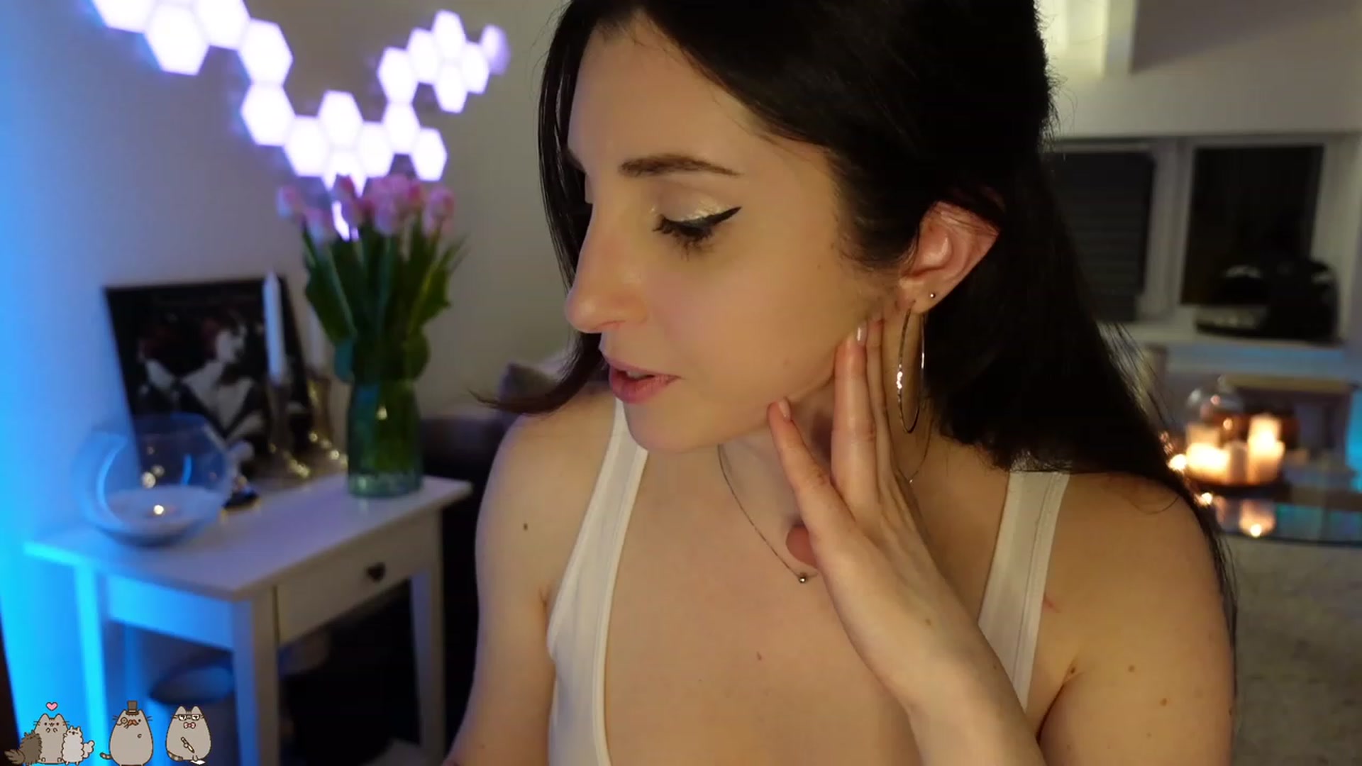 Gallery image thumbnail from MissMaddies's myfreecams stream on, 04/01/2023, 01:05 image 15 of 20