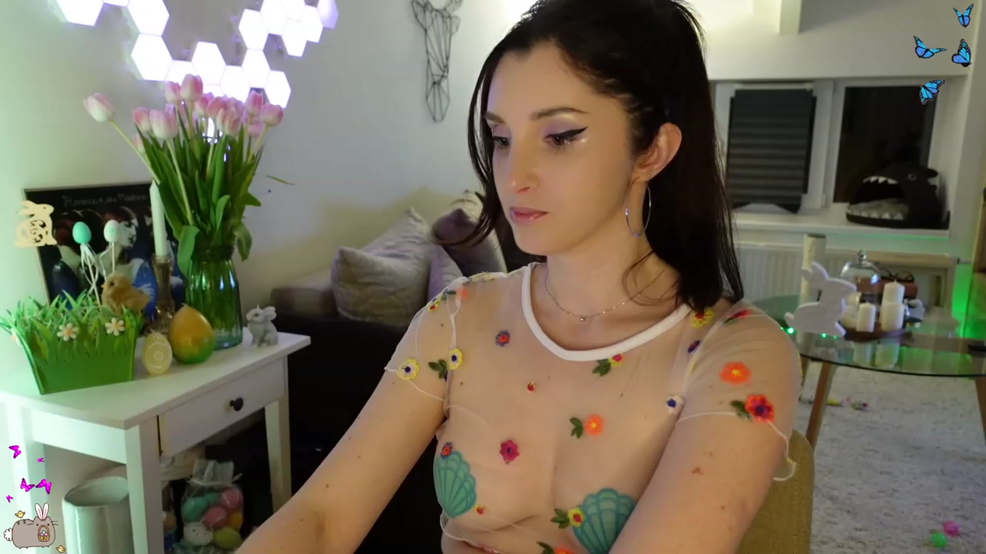 Gallery image thumbnail from MissMaddies's myfreecams stream on, 04/01/2023, 23:58 image 7 of 20