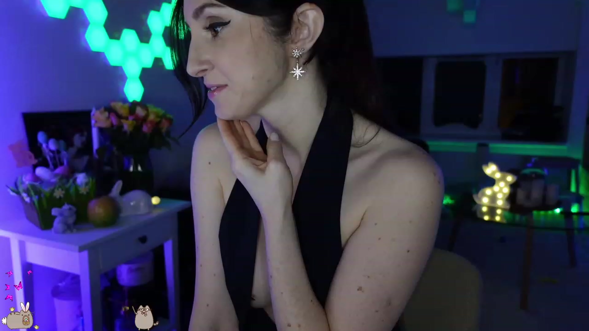 Gallery image thumbnail from MissMaddies's myfreecams stream on, 04/24/2023, 01:01 image 15 of 20
