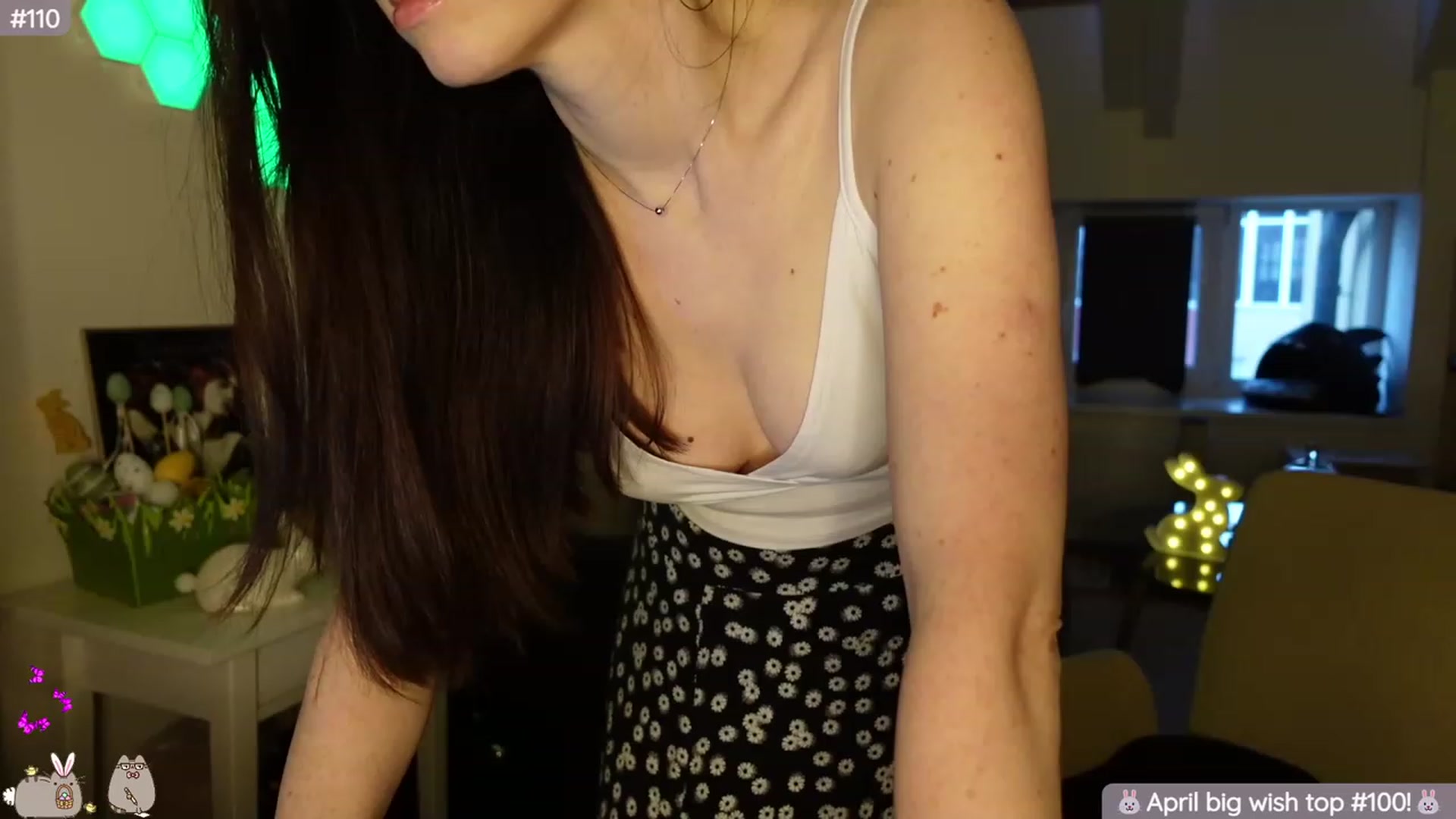 Gallery image thumbnail from MissMaddies's myfreecams stream on, 04/29/2023, 18:33 image 12 of 20