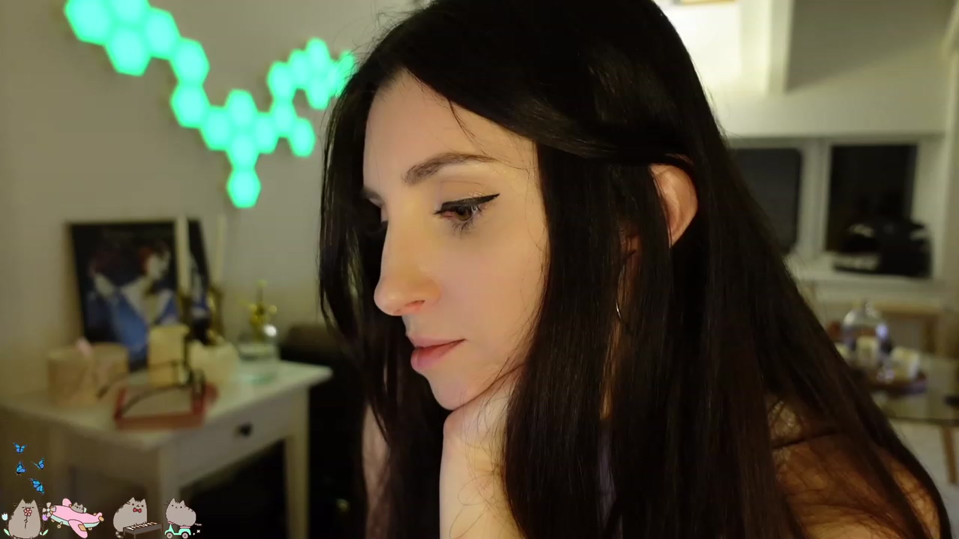 Gallery image thumbnail from MissMaddies's myfreecams stream on, 05/02/2023, 01:54 image 17 of 20