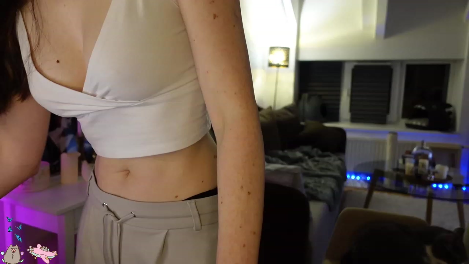 Gallery image thumbnail from MissMaddies's myfreecams stream on, 05/04/2023, 01:25 image 8 of 20