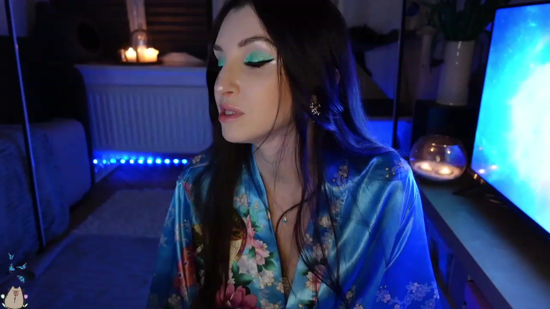 Gallery image thumbnail from MissMaddies's myfreecams stream on, 05/07/2023, 24:16 image 1 of 20
