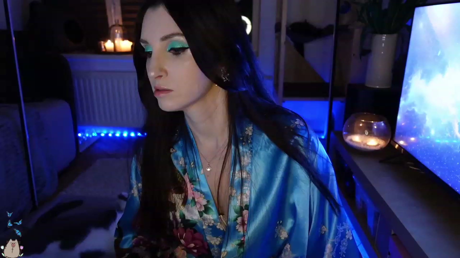 Gallery image thumbnail from MissMaddies's myfreecams stream on, 05/07/2023, 24:16 image 4 of 20