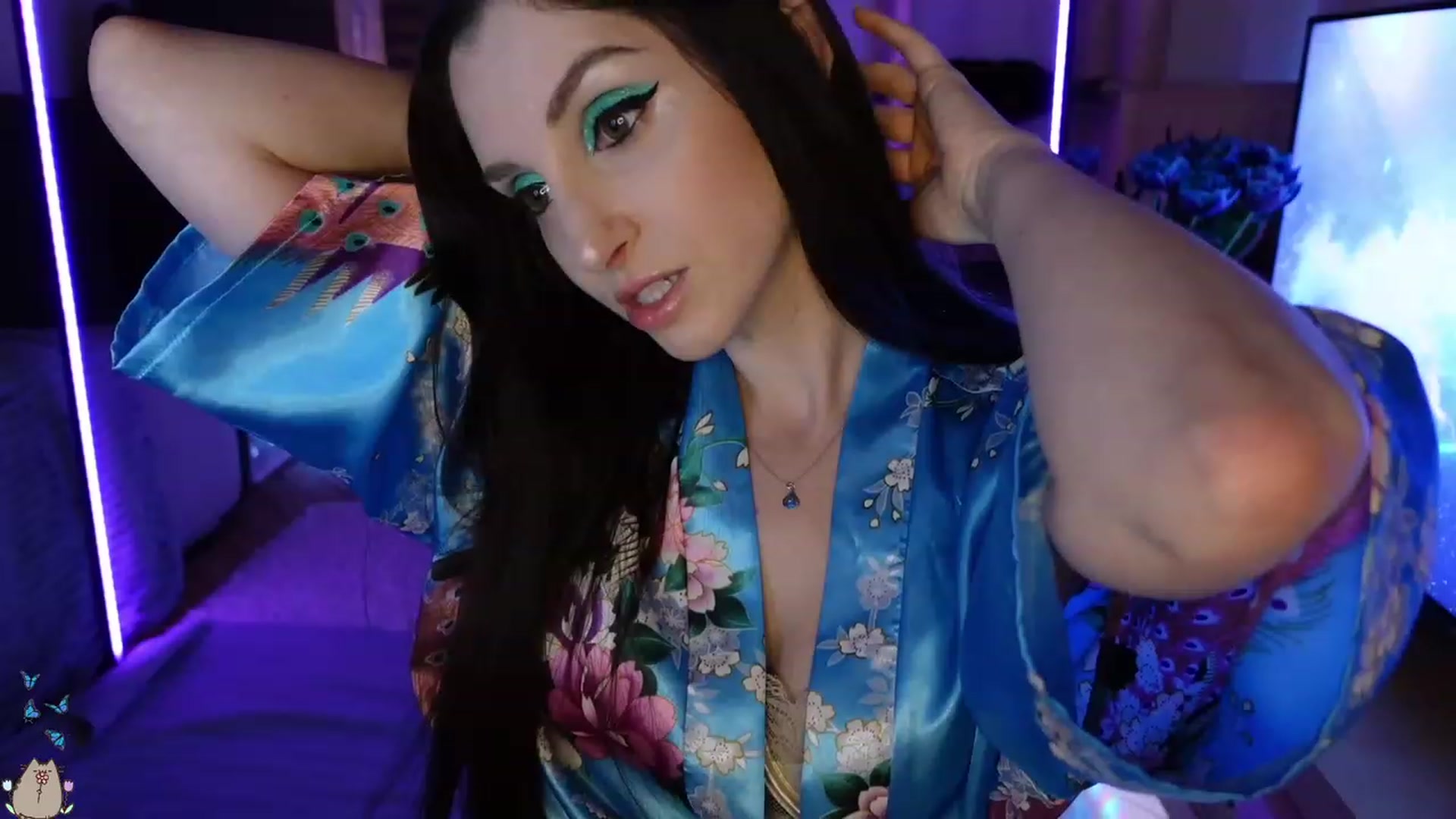 Gallery image thumbnail from MissMaddies's myfreecams stream on, 05/07/2023, 24:16 image 16 of 20