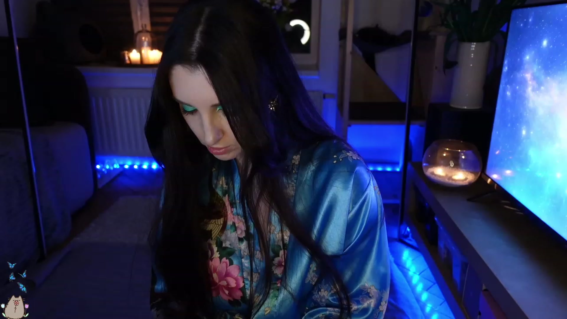 Gallery image thumbnail from MissMaddies's myfreecams stream on, 05/07/2023, 24:16 image 3 of 20
