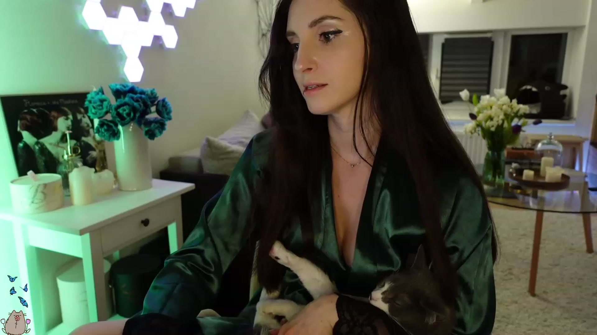 Gallery image thumbnail from MissMaddies's myfreecams stream on, 05/08/2023, 02:25 image 5 of 20