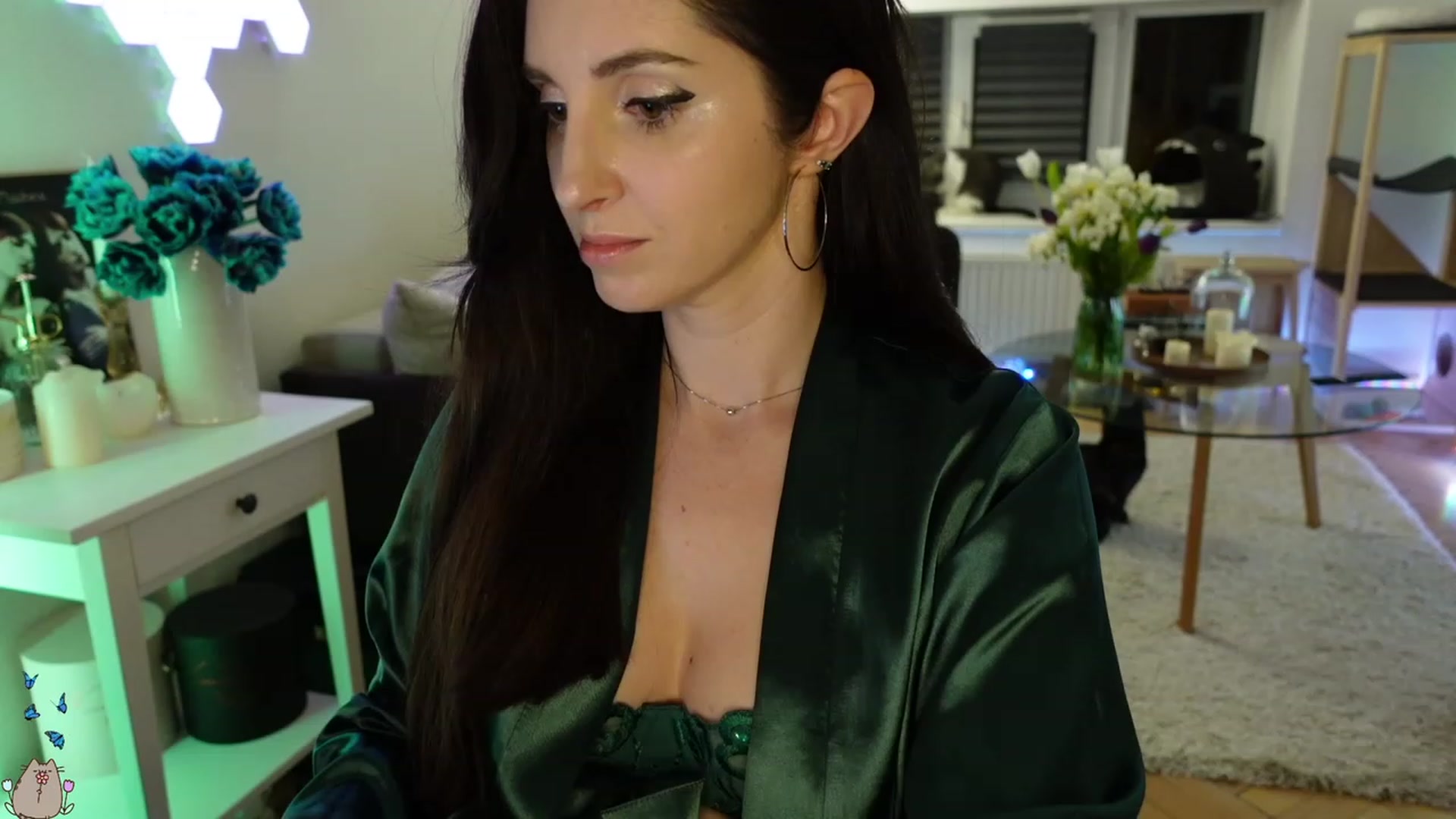 Gallery image thumbnail from MissMaddies's myfreecams stream on, 05/08/2023, 02:25 image 14 of 20