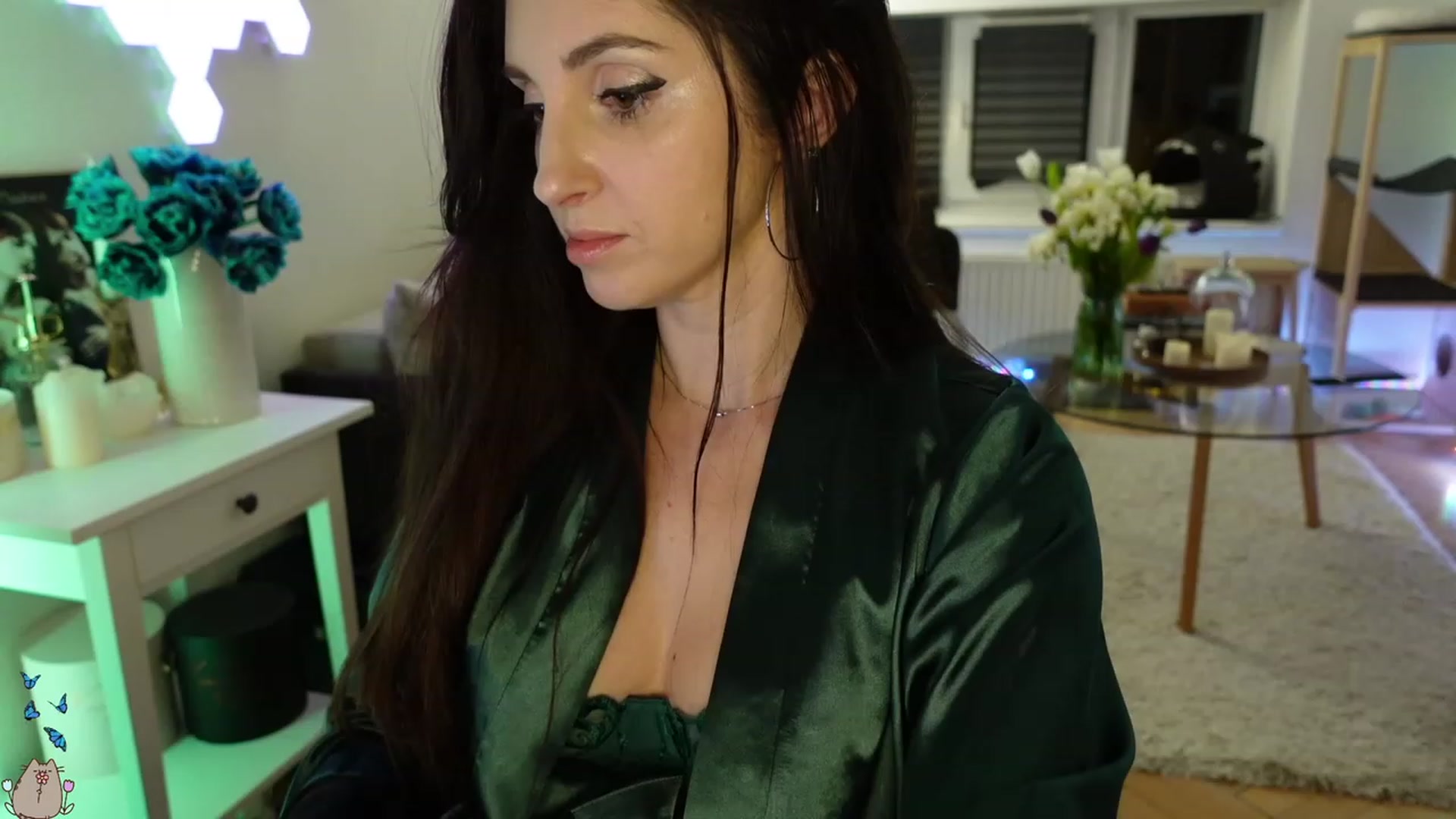 Gallery image thumbnail from MissMaddies's myfreecams stream on, 05/08/2023, 02:25 image 12 of 20