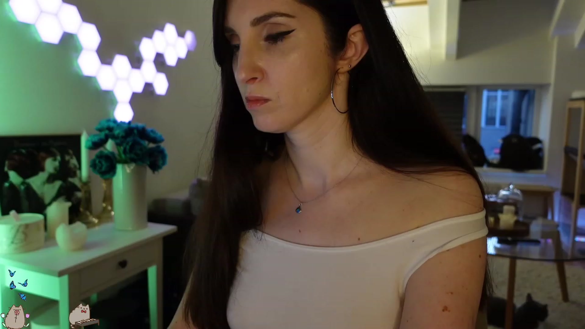 Gallery image thumbnail from MissMaddies's myfreecams stream on, 05/10/2023, 03:14 image 19 of 20