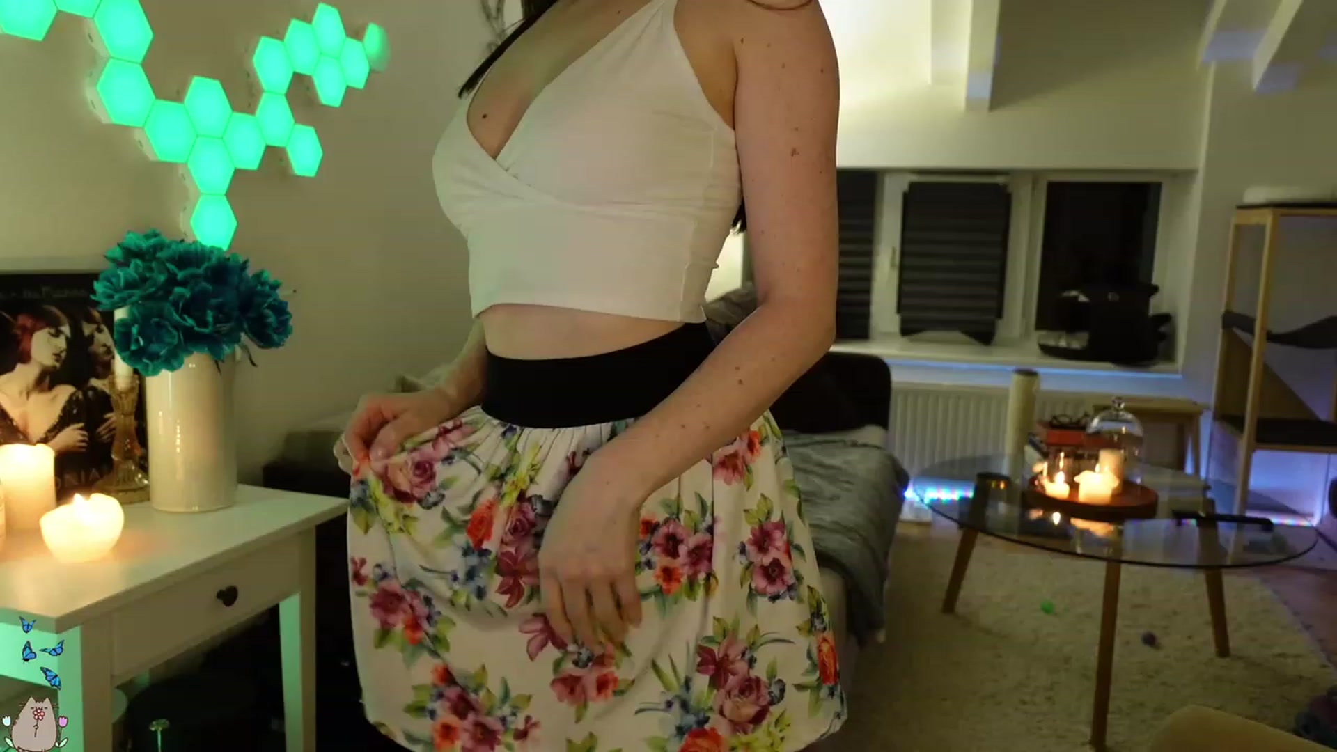 Gallery image thumbnail from MissMaddies's myfreecams stream on, 05/13/2023, 02:27 image 15 of 20