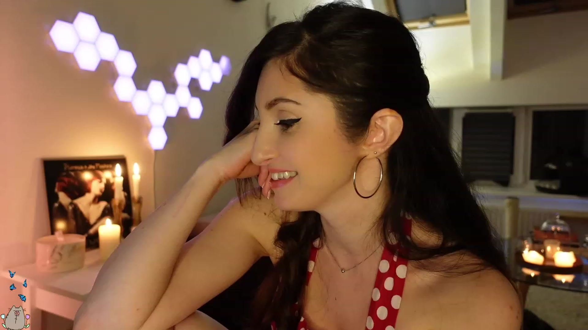 Gallery image thumbnail from MissMaddies's myfreecams stream on, 05/15/2023, 24:30 image 9 of 20