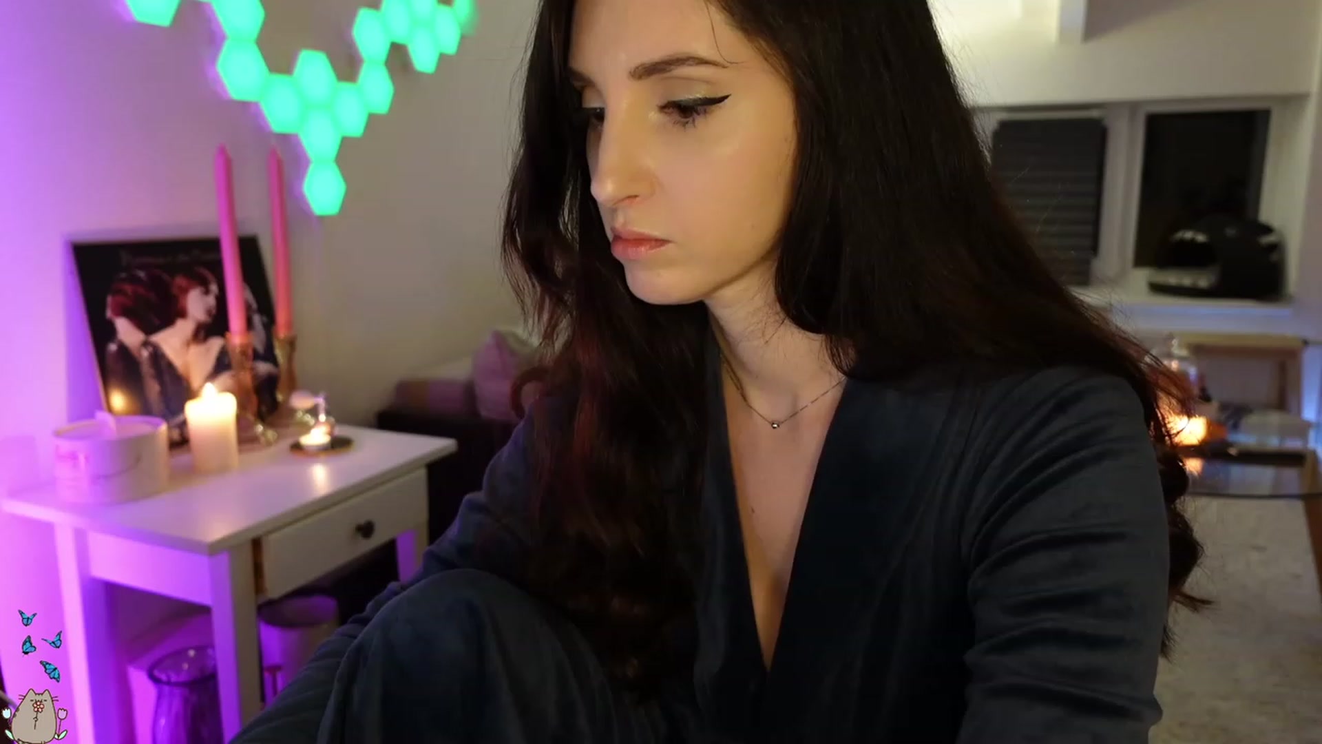Gallery image thumbnail from MissMaddies's myfreecams stream on, 05/17/2023, 01:11 image 14 of 20
