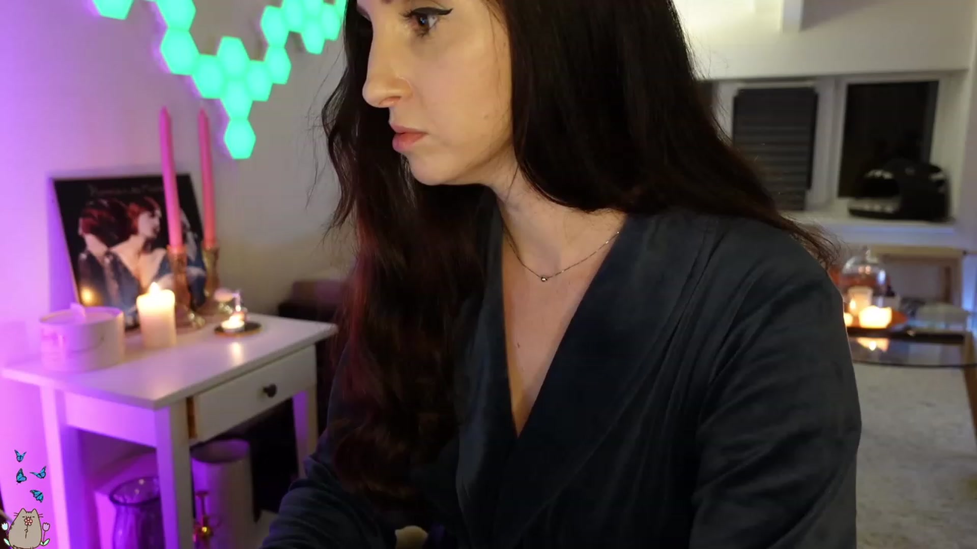 Gallery image thumbnail from MissMaddies's myfreecams stream on, 05/17/2023, 01:11 image 15 of 20