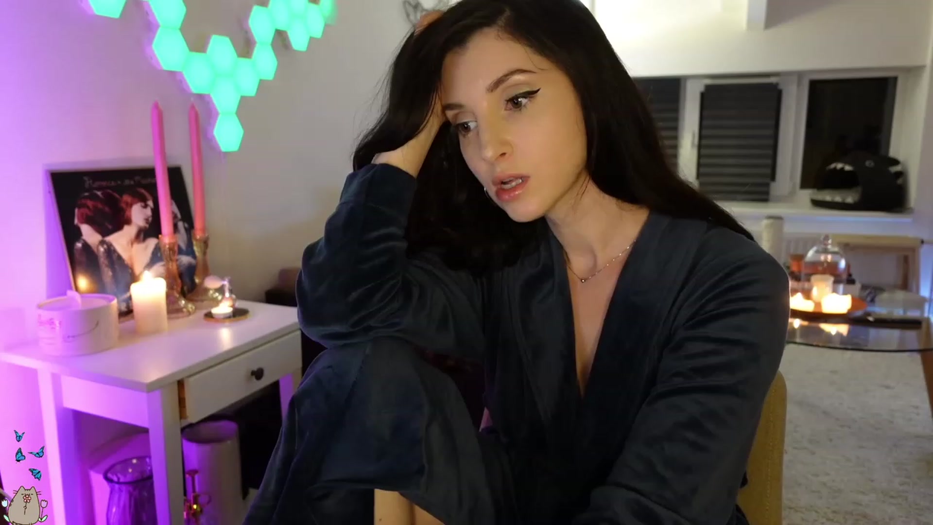 Gallery image thumbnail from MissMaddies's myfreecams stream on, 05/17/2023, 01:11 image 10 of 20