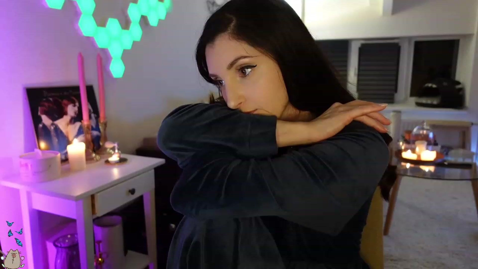 Gallery image thumbnail from MissMaddies's myfreecams stream on, 05/17/2023, 01:11 image 11 of 20