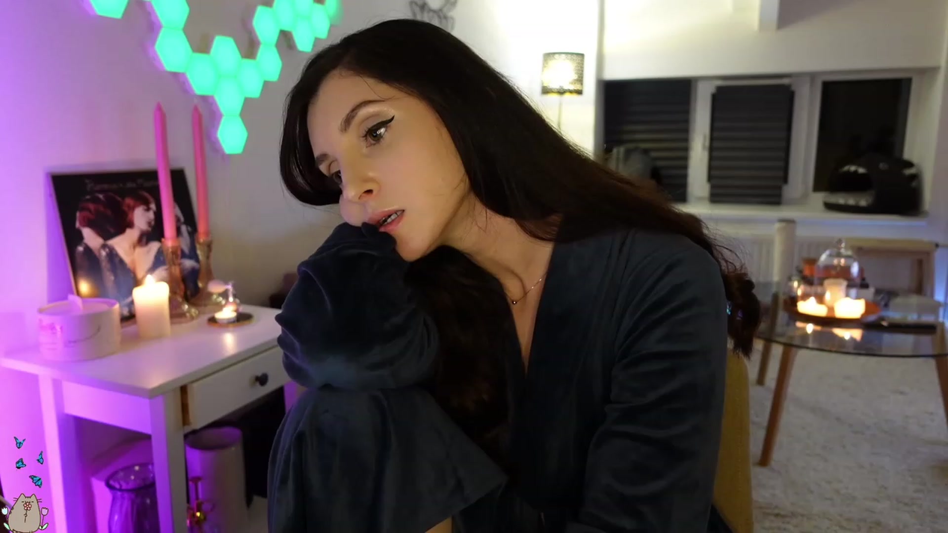 Gallery image thumbnail from MissMaddies's myfreecams stream on, 05/17/2023, 01:11 image 12 of 20