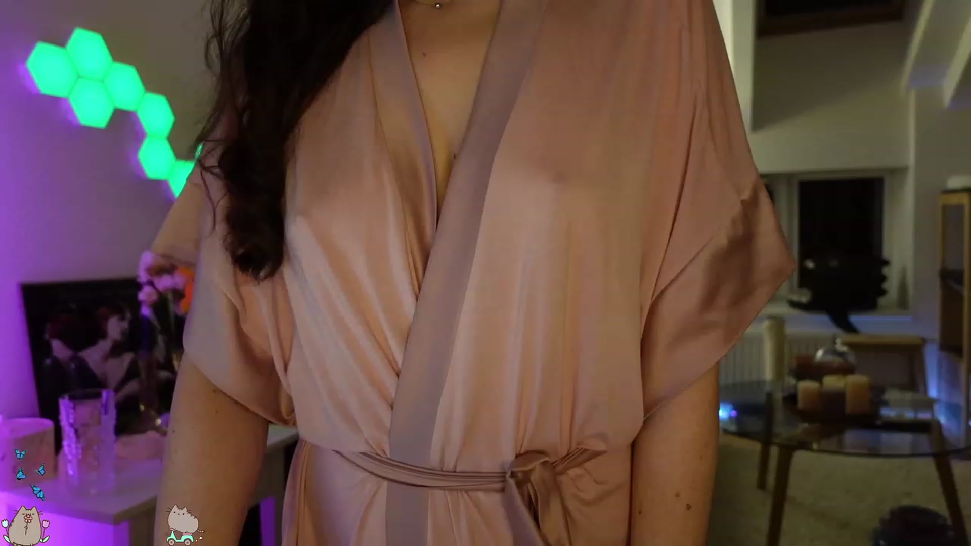 Gallery image thumbnail from MissMaddies's myfreecams stream on, 05/17/2023, 22:07 image 4 of 20