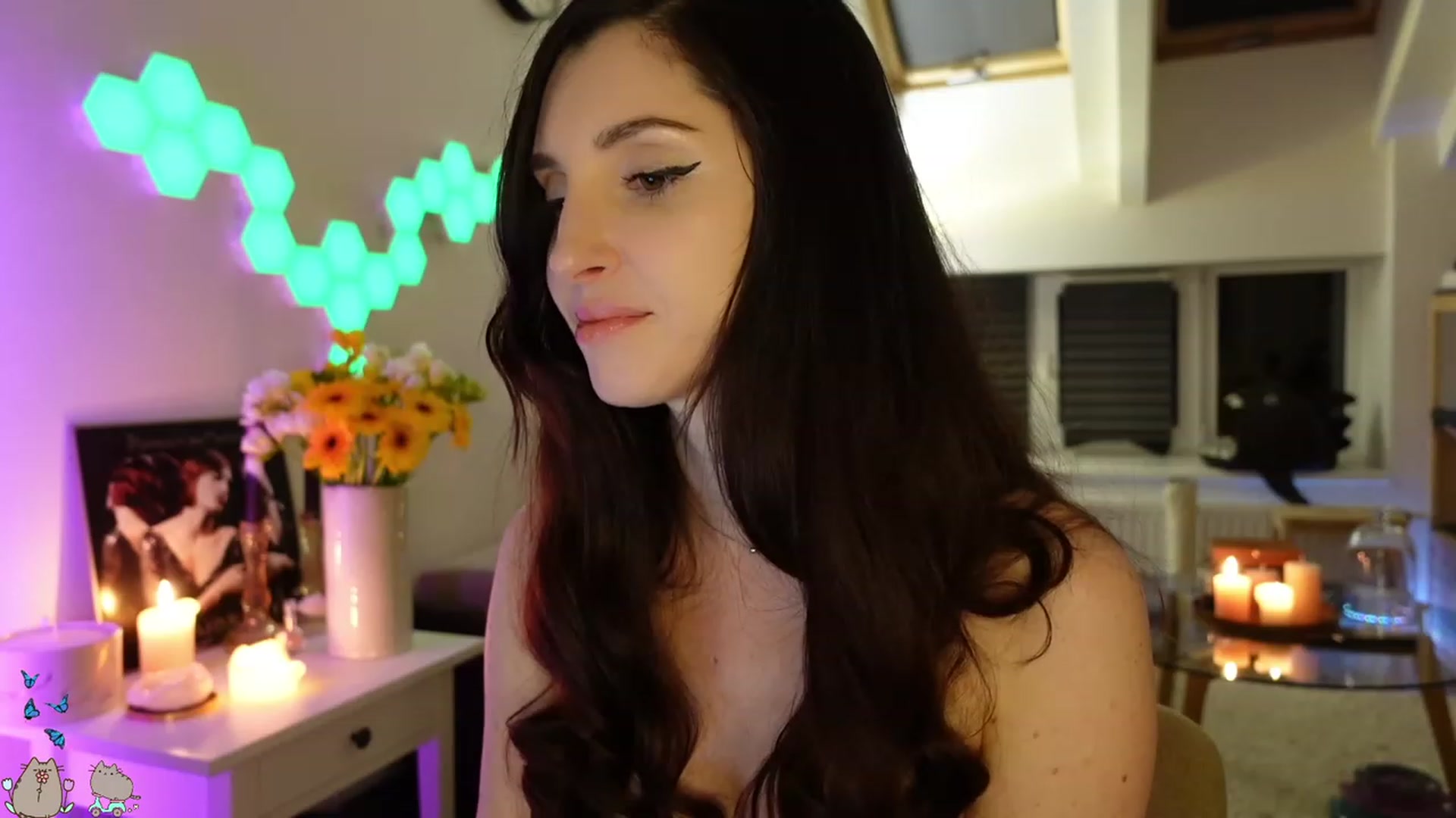 Gallery image thumbnail from MissMaddies's myfreecams stream on, 05/18/2023, 01:27 image 13 of 20