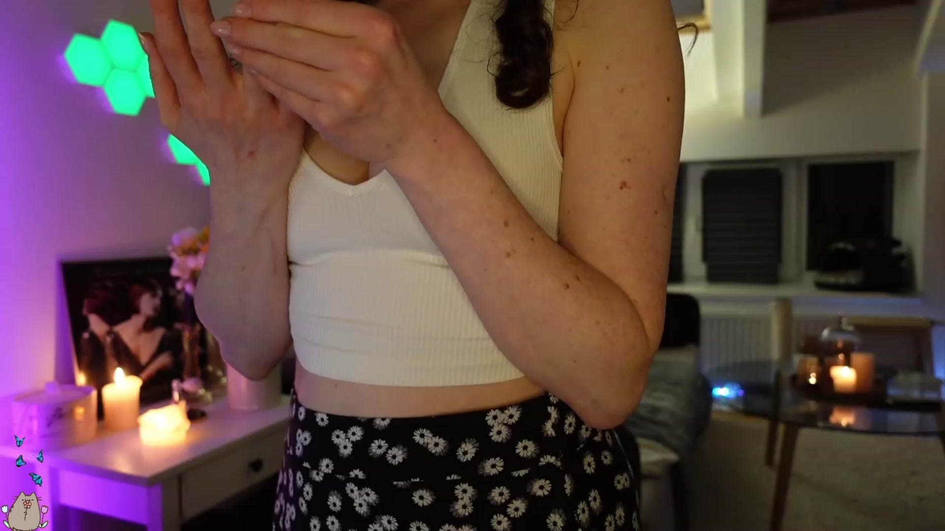 Gallery image thumbnail from MissMaddies's myfreecams stream on, 05/19/2023, 24:57 image 13 of 20