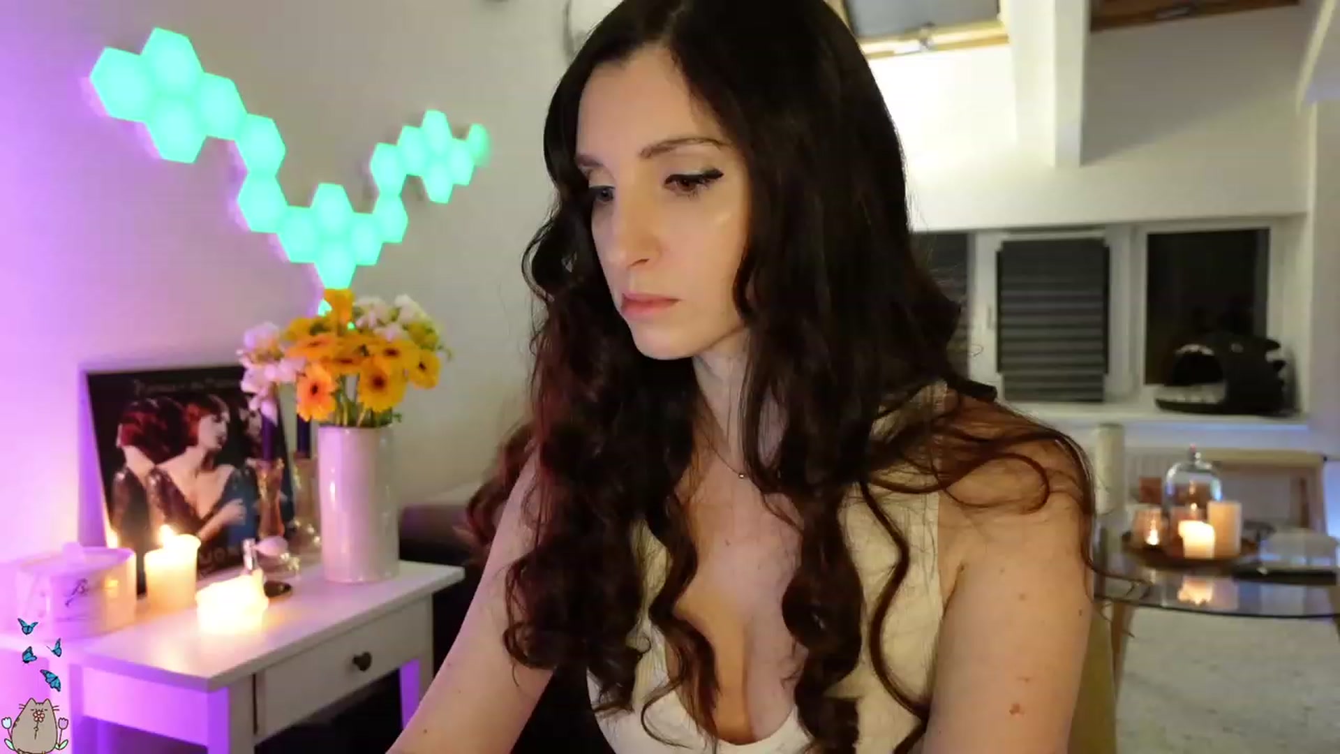 Gallery image thumbnail from MissMaddies's myfreecams stream on, 05/19/2023, 01:23 image 11 of 20