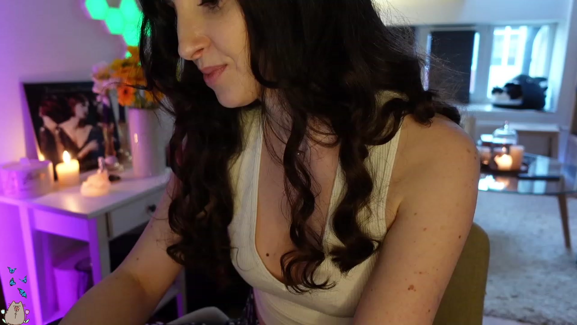 Gallery image thumbnail from MissMaddies's myfreecams stream on, 05/19/2023, 04:19 image 4 of 20