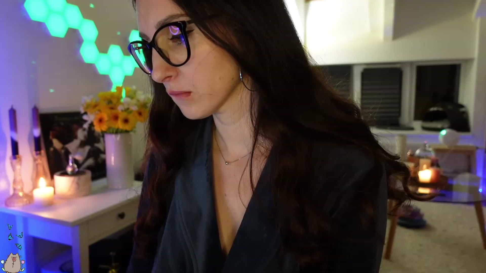 Gallery image thumbnail from MissMaddies's myfreecams stream on, 05/21/2023, 01:52 image 8 of 20