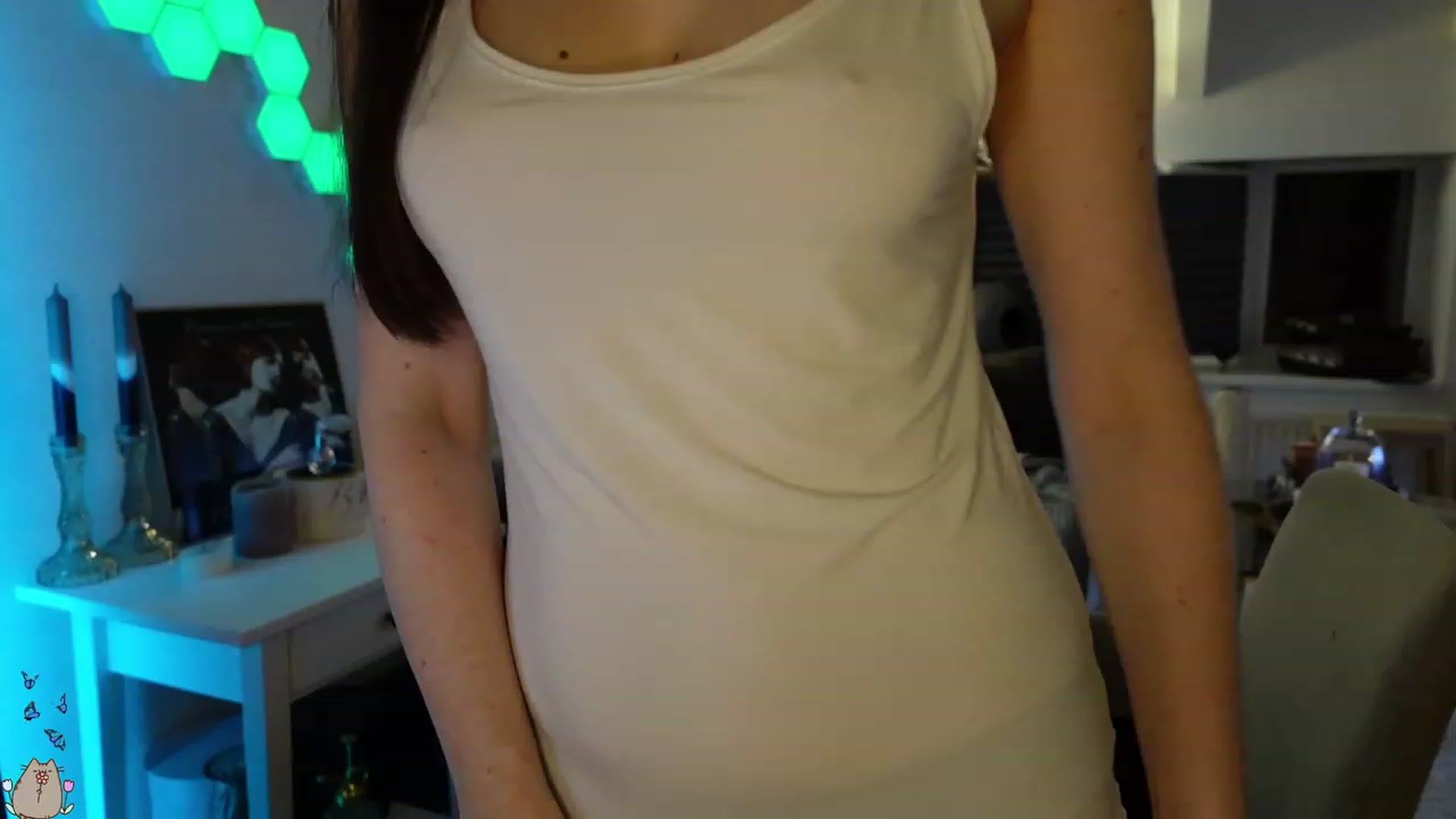 Gallery image thumbnail from MissMaddies's myfreecams stream on, 05/25/2023, 23:35 image 13 of 20