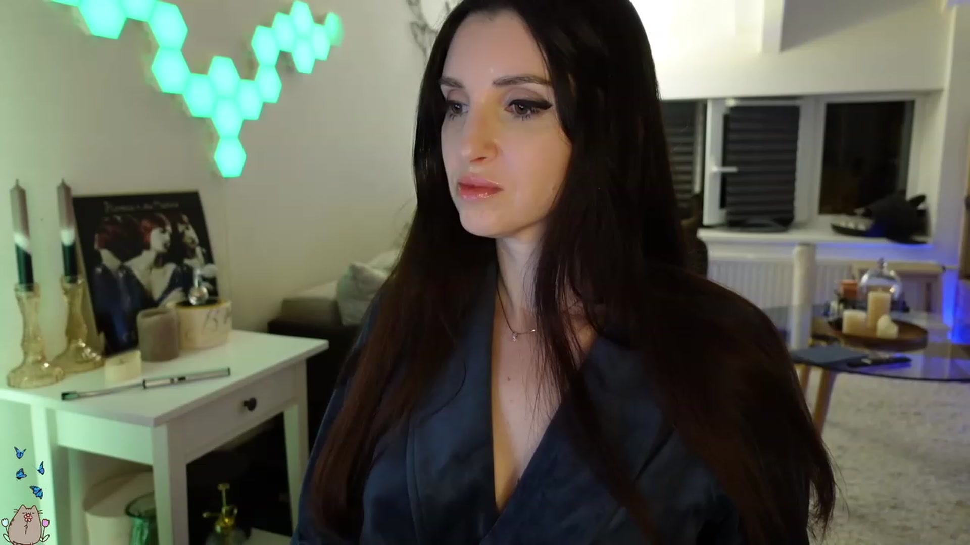 Gallery image thumbnail from MissMaddies's myfreecams stream on, 05/26/2023, 21:40 image 18 of 20