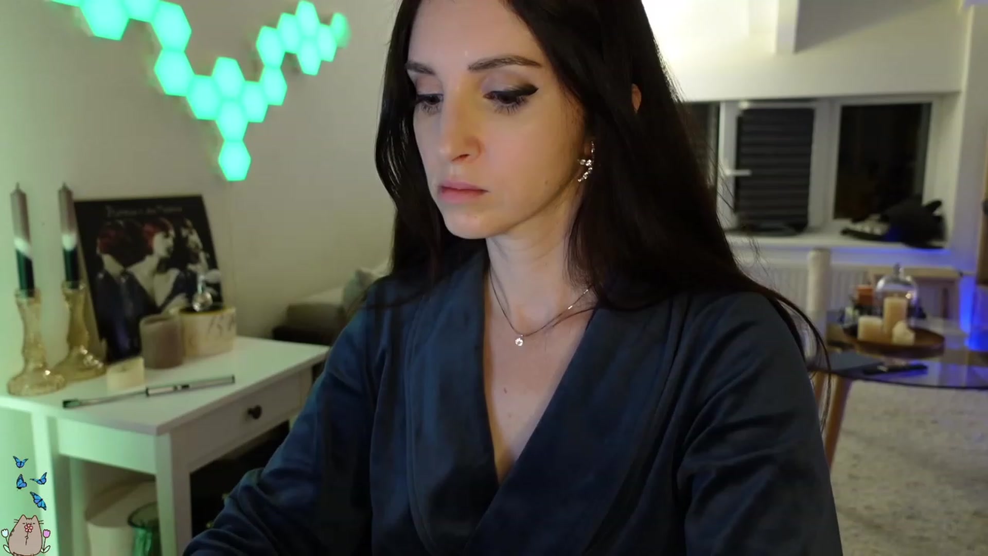 Gallery image thumbnail from MissMaddies's myfreecams stream on, 05/26/2023, 21:40 image 12 of 20