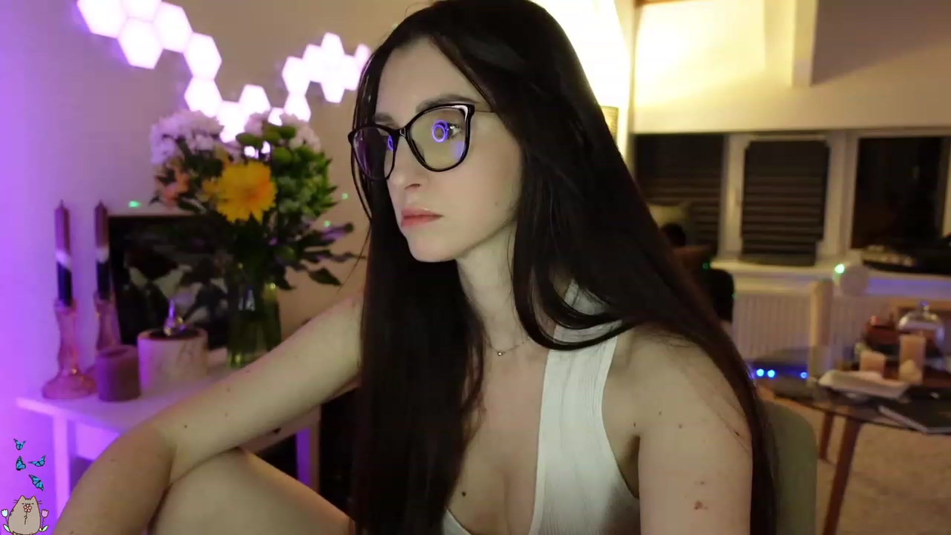 Gallery image thumbnail from MissMaddies's myfreecams stream on, 05/30/2023, 23:56 image 19 of 20