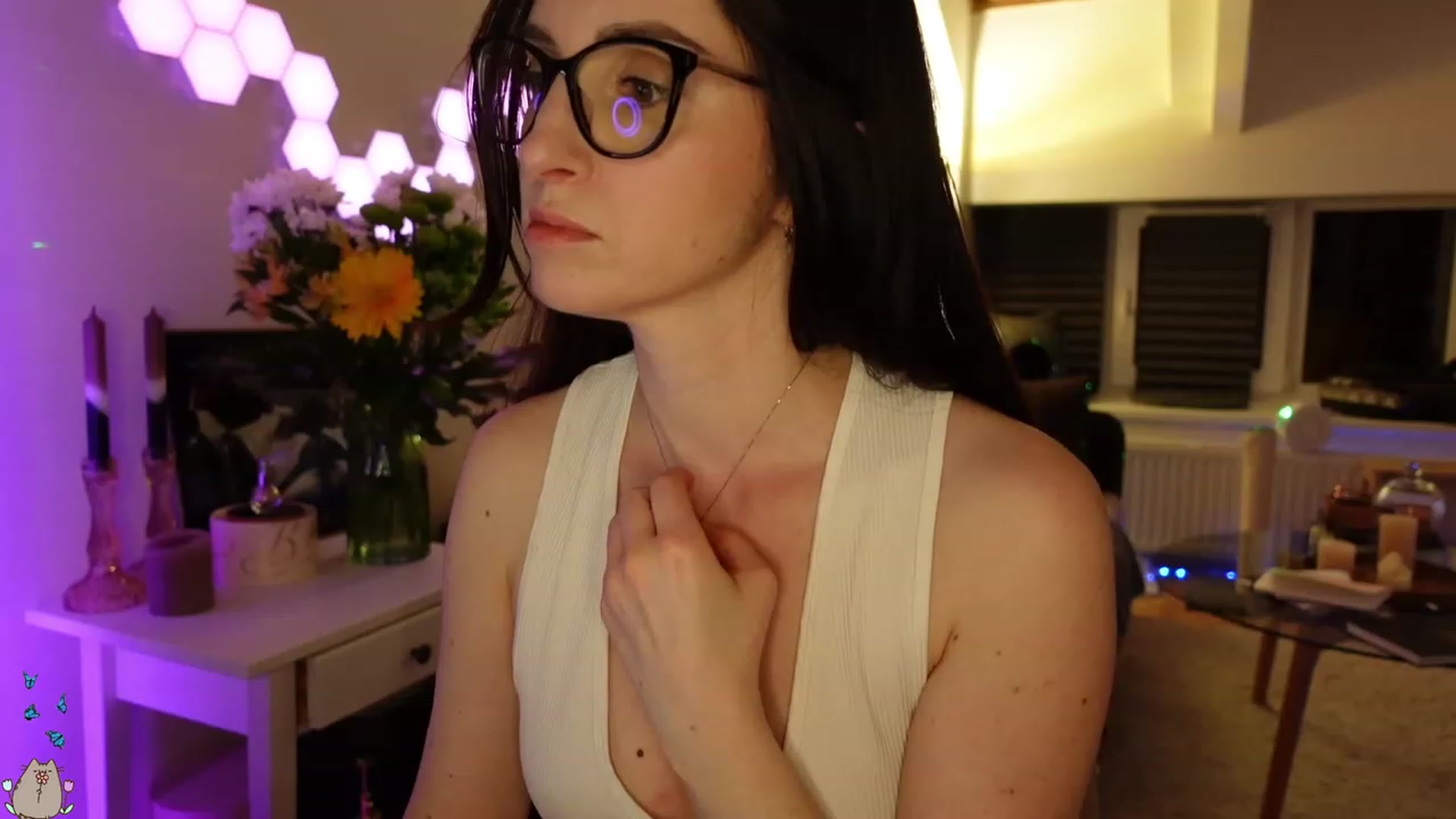 Gallery image thumbnail from MissMaddies's myfreecams stream on, 05/31/2023, 01:37 image 2 of 20