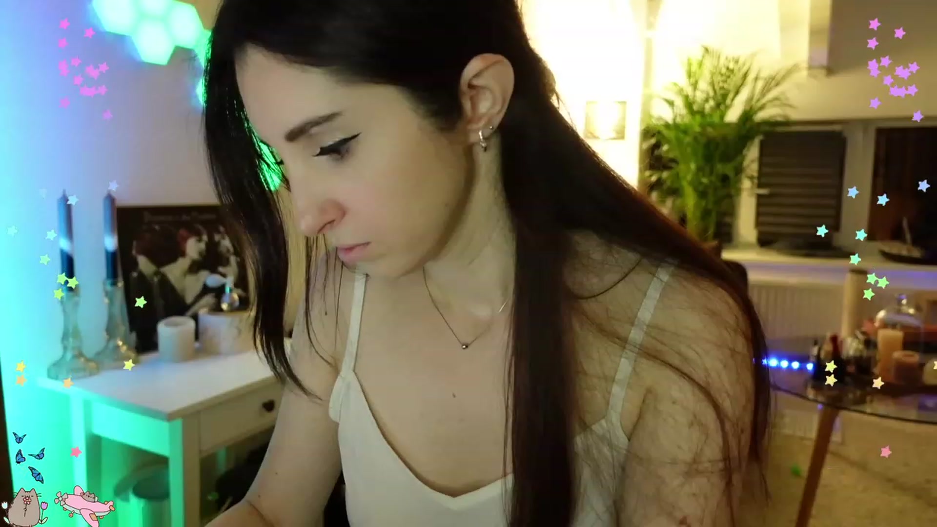 Gallery image thumbnail from MissMaddies's myfreecams stream on, 06/08/2023, 01:20 image 12 of 20