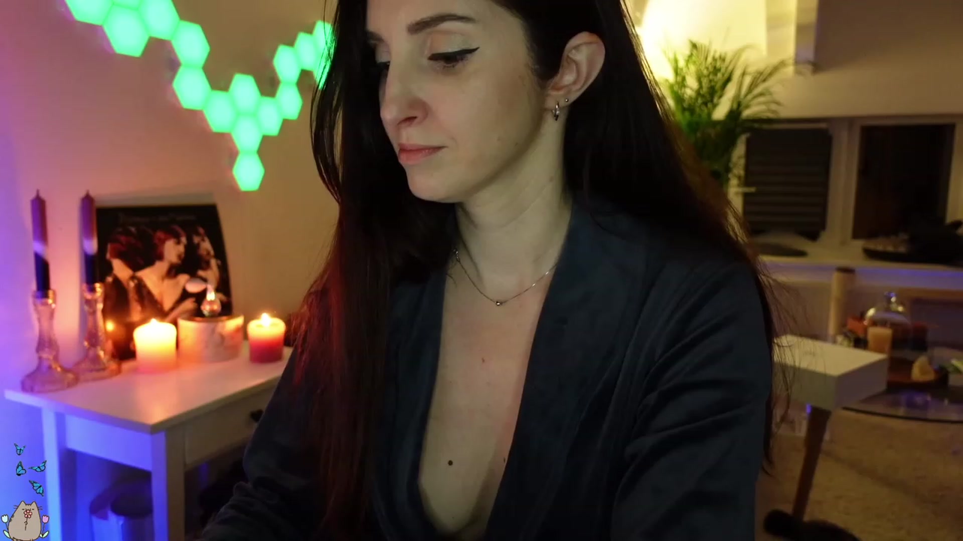 Gallery image thumbnail from MissMaddies's myfreecams stream on, 06/10/2023, 01:36 image 12 of 20