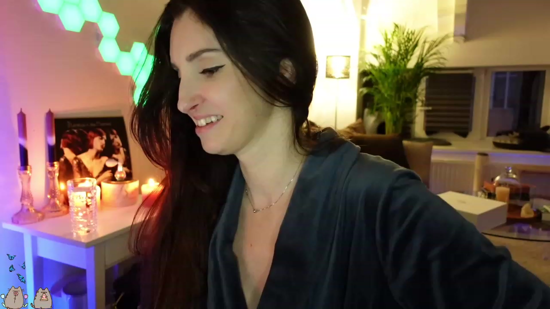Gallery image thumbnail from MissMaddies's myfreecams stream on, 06/10/2023, 02:45 image 10 of 20