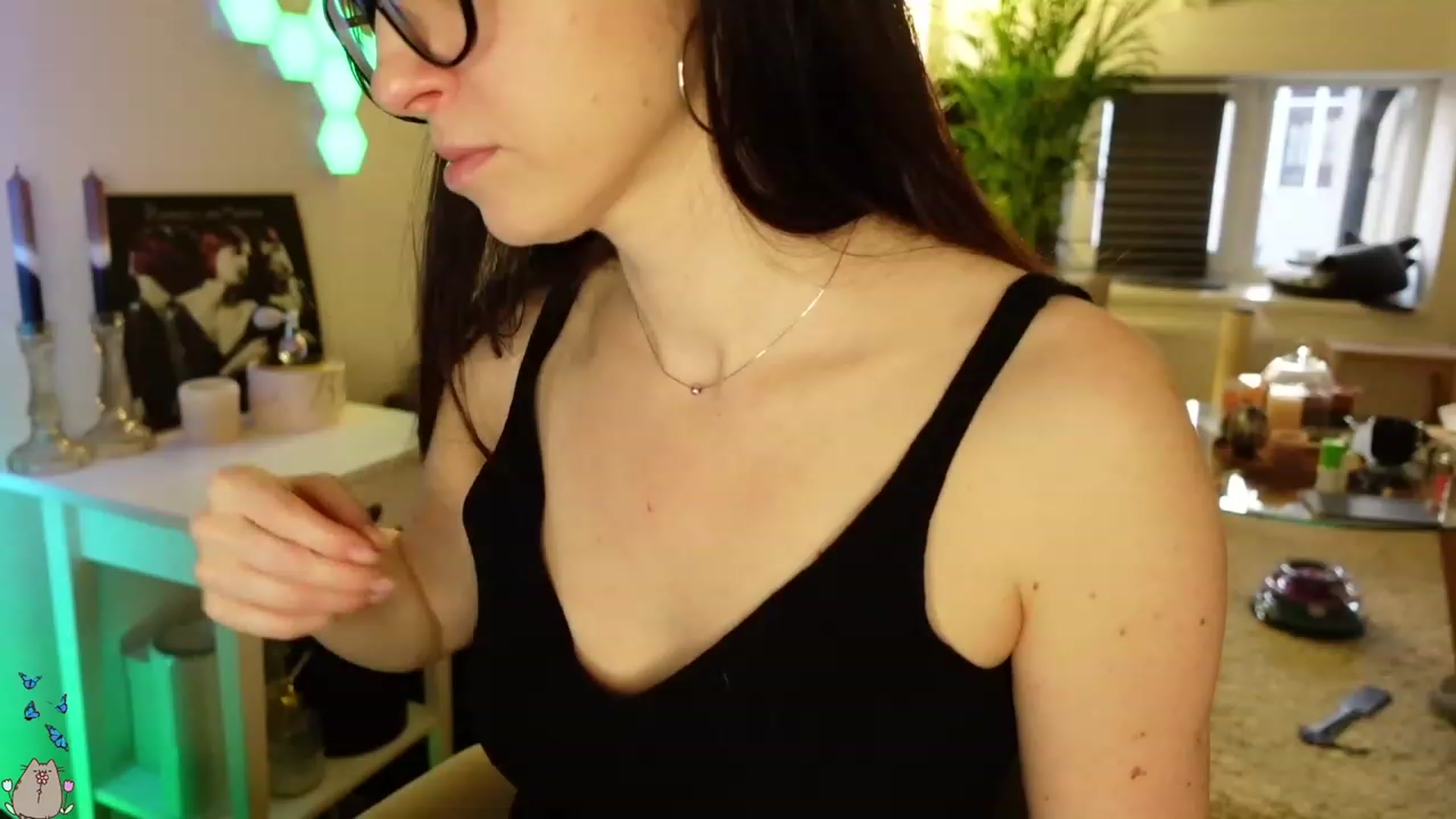 Gallery image thumbnail from MissMaddies's myfreecams stream on, 06/11/2023, 02:59 image 18 of 20