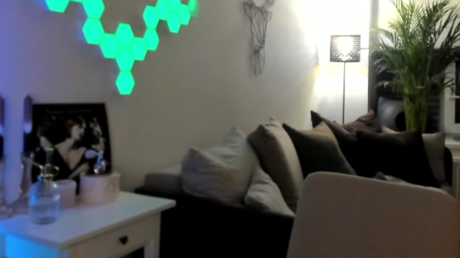 Gallery image thumbnail from MissMaddies's myfreecams stream on, 06/11/2023, 22:56 image 6 of 20