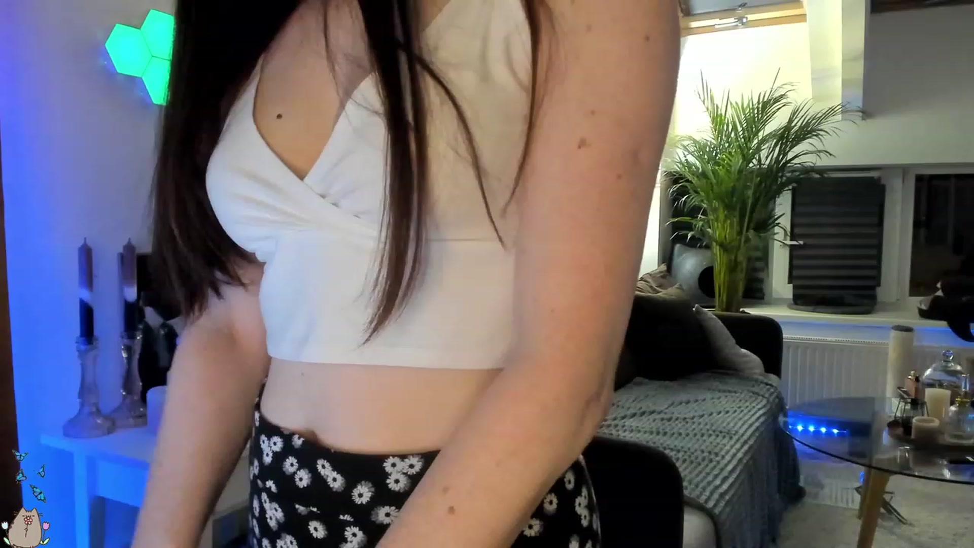 Gallery image thumbnail from MissMaddies's myfreecams stream on, 06/14/2023, 01:02 image 7 of 20