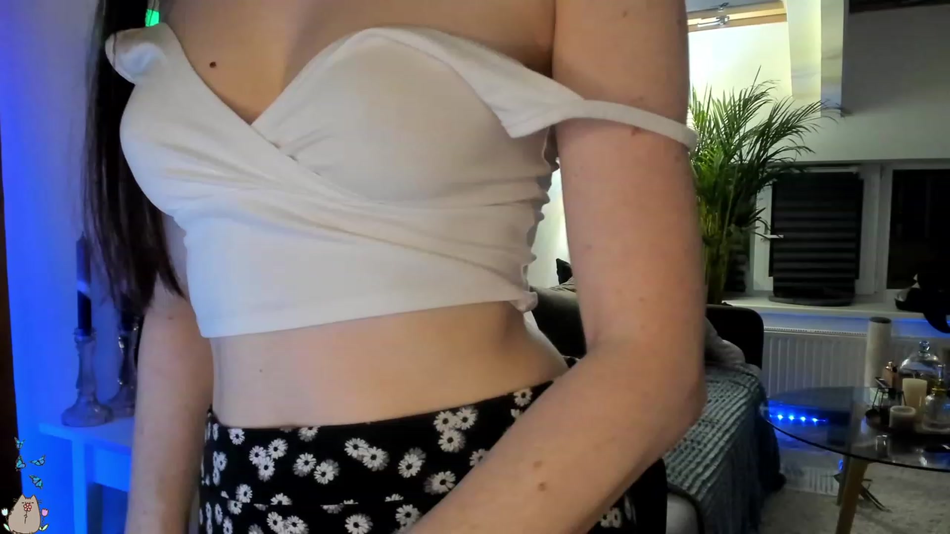 Gallery image thumbnail from MissMaddies's myfreecams stream on, 06/14/2023, 01:02 image 8 of 20