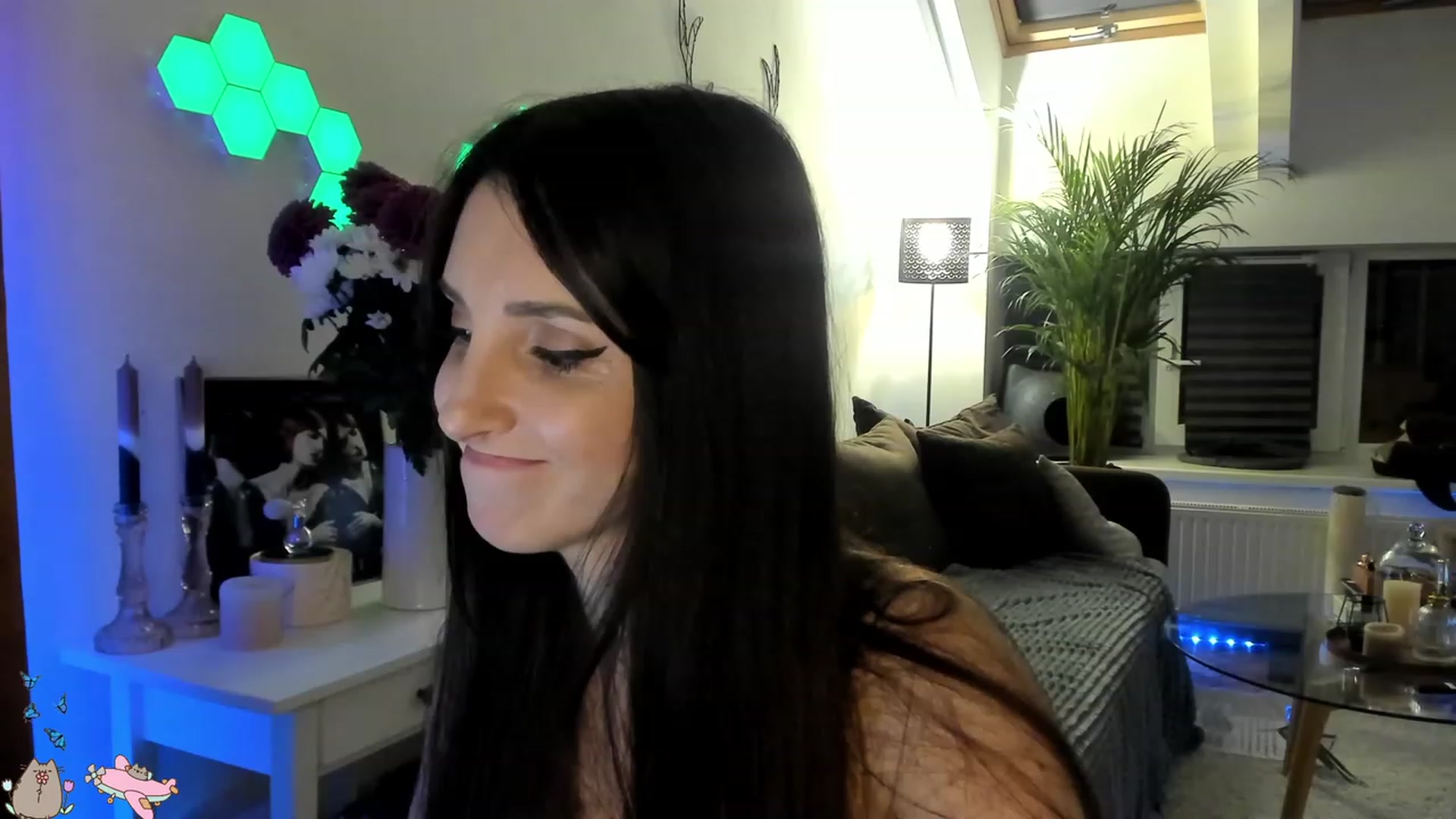 Gallery image thumbnail from MissMaddies's myfreecams stream on, 06/14/2023, 01:02 image 17 of 20