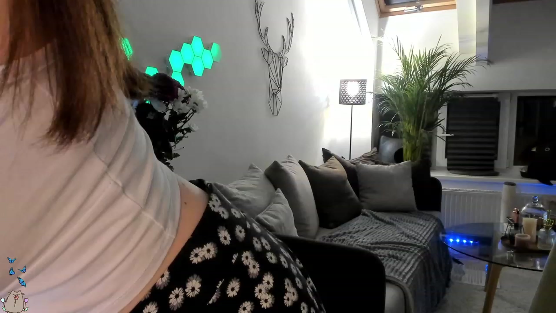 Gallery image thumbnail from MissMaddies's myfreecams stream on, 06/14/2023, 23:37 image 8 of 20