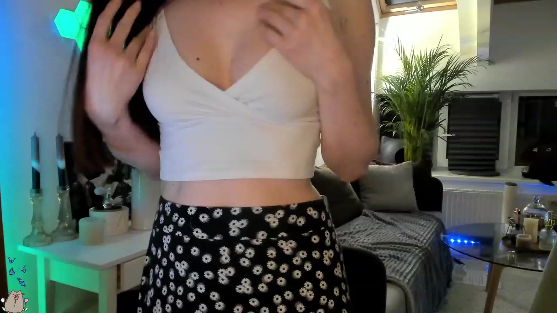 Gallery image thumbnail from MissMaddies's myfreecams stream on, 06/14/2023, 23:37 image 2 of 20