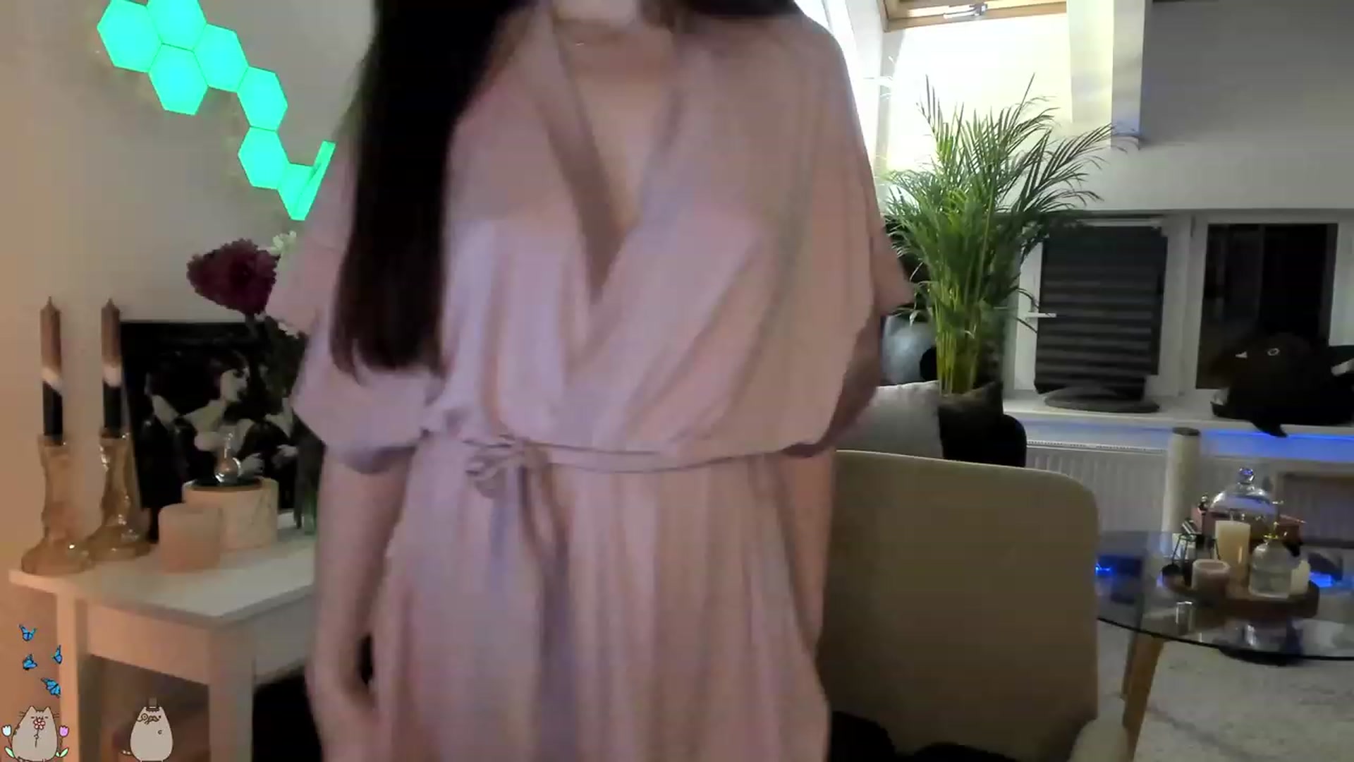 Gallery image thumbnail from MissMaddies's myfreecams stream on, 06/16/2023, 23:55 image 15 of 20